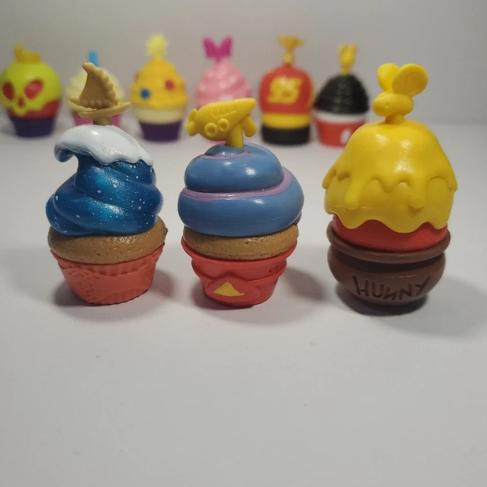 Lot of Disney Enchanted Cupcake Party Pieces Pricess Game Replacement Parts